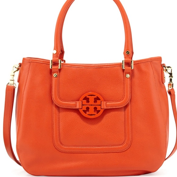 Tory Burch Amanda Hobo Leather Bag in Blood Orange - Picture 6 of 8